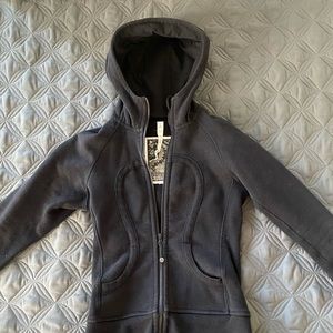 Lululemon black scuba sweater